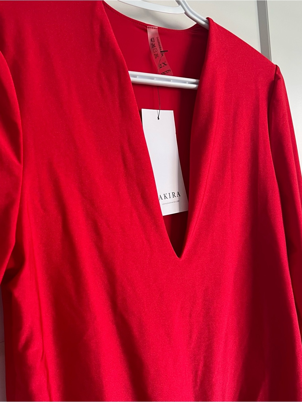 AKIRA Vibrant Red Plunging V-Neck Bodysuit - Size 2X Plus Size